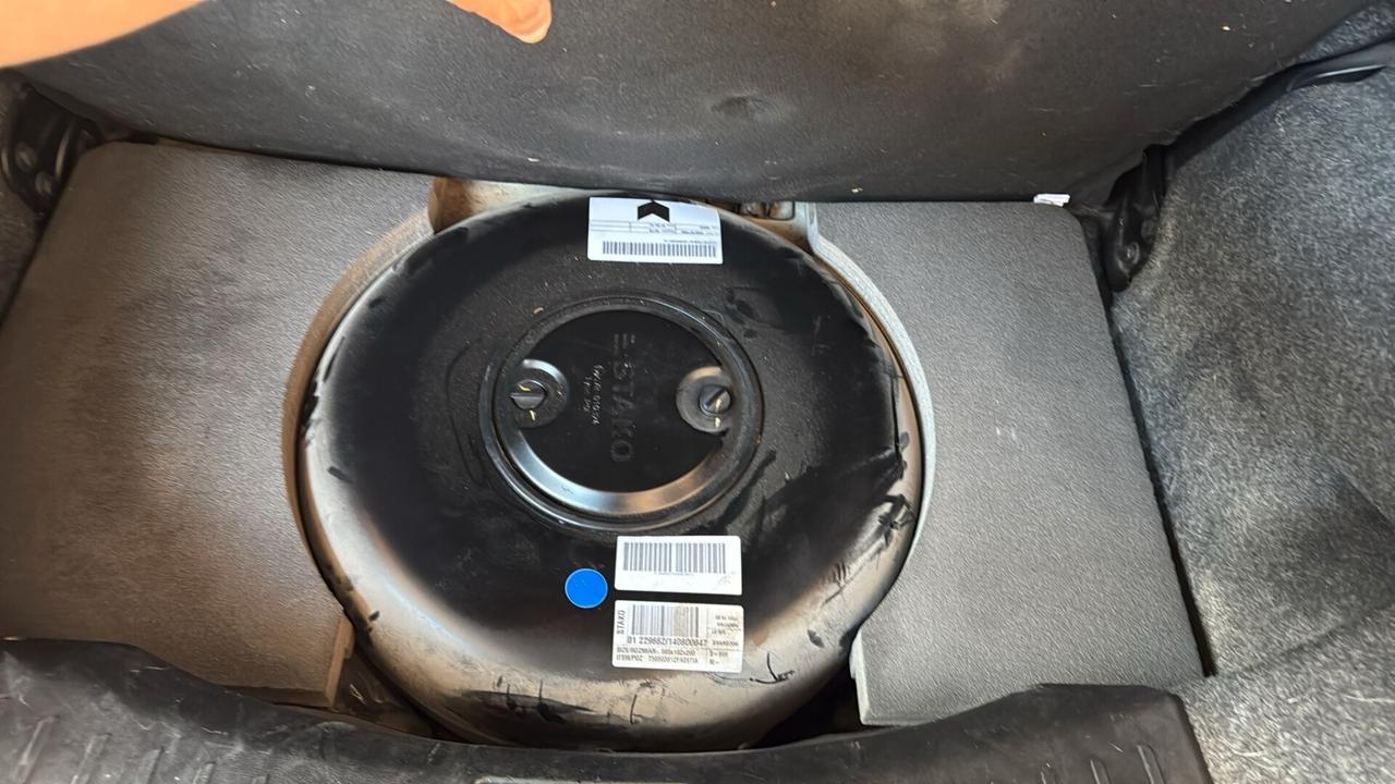 Lancia Ypsilon 1.2 69 CV 5 porte GPL Ecochic Silver