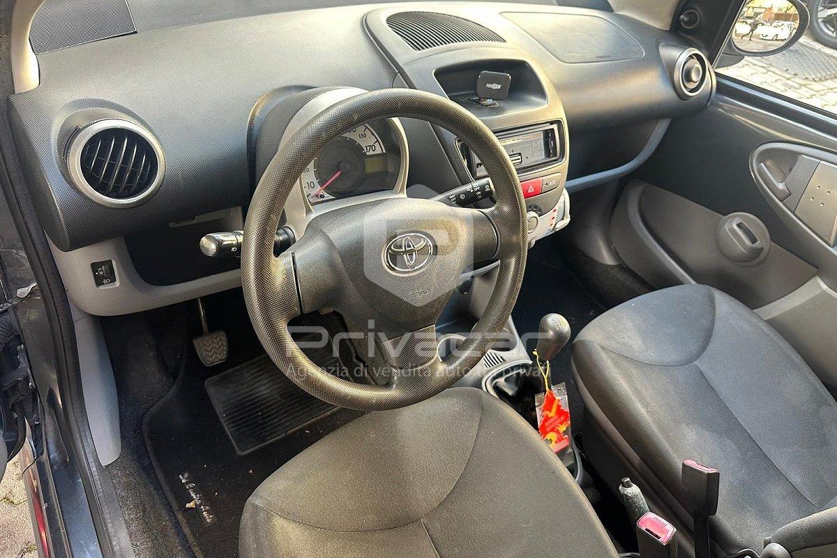 TOYOTA Aygo 1.0 12V VVT-i 5 porte