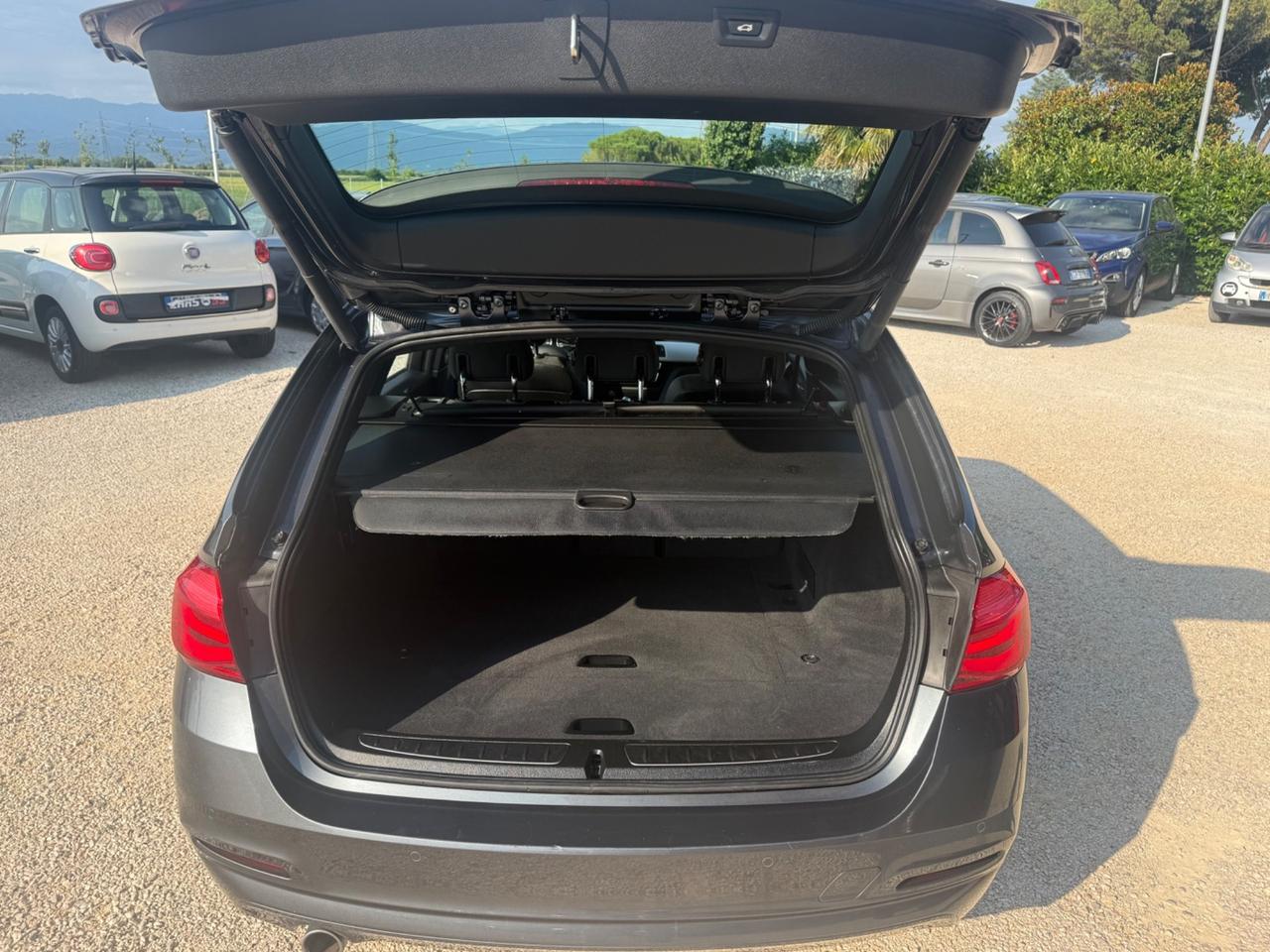 Bmw 318 318d Touring Business Advantage aut.