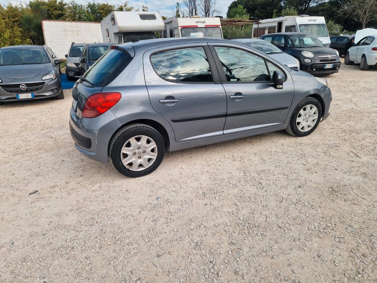 Peugeot 207 1.4 8V 75CV 5p. X Line ECO GPL