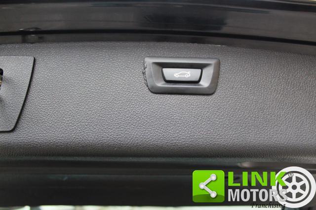 BMW 320 d Touring Msport con tettuccio panoramico