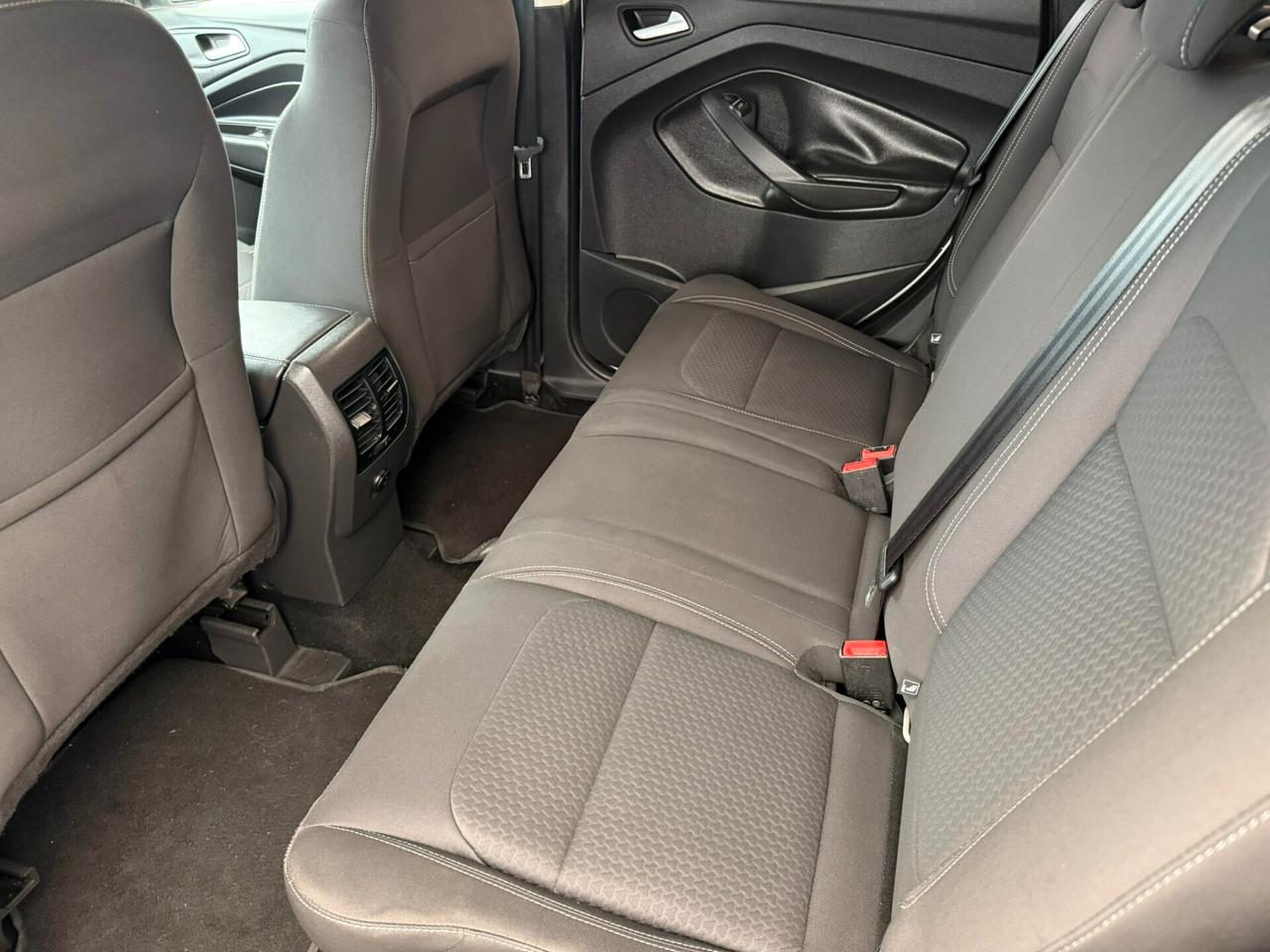 Ford Kuga 2.0 TDCI 150 CV S&S 2WD Titanium