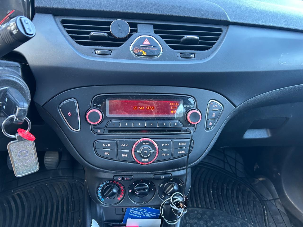 Opel Corsa 1.4 90CV GPL Tech 5 porte b-Color
