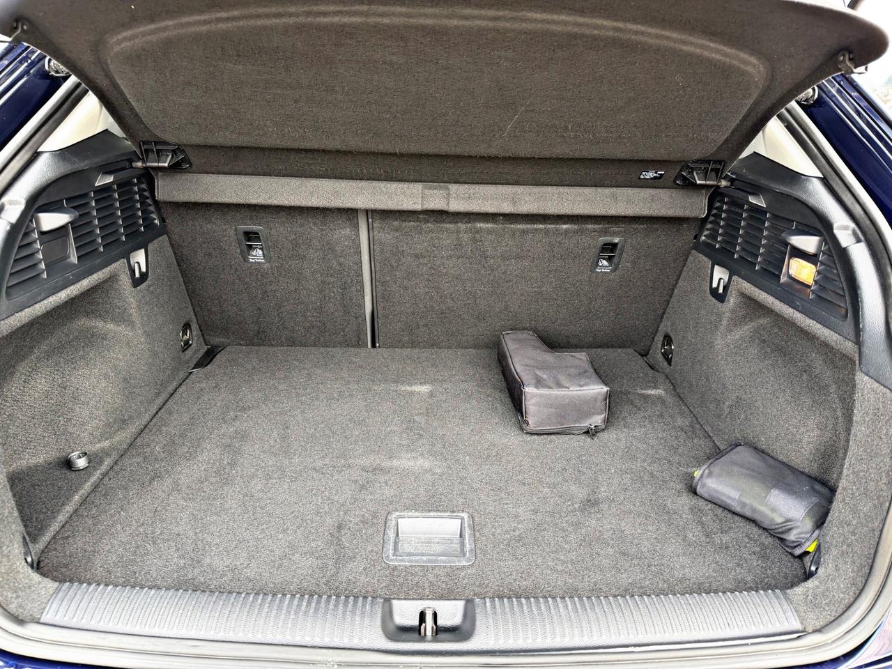 Audi Q2 35 TDI quattro S tronic Identity Black