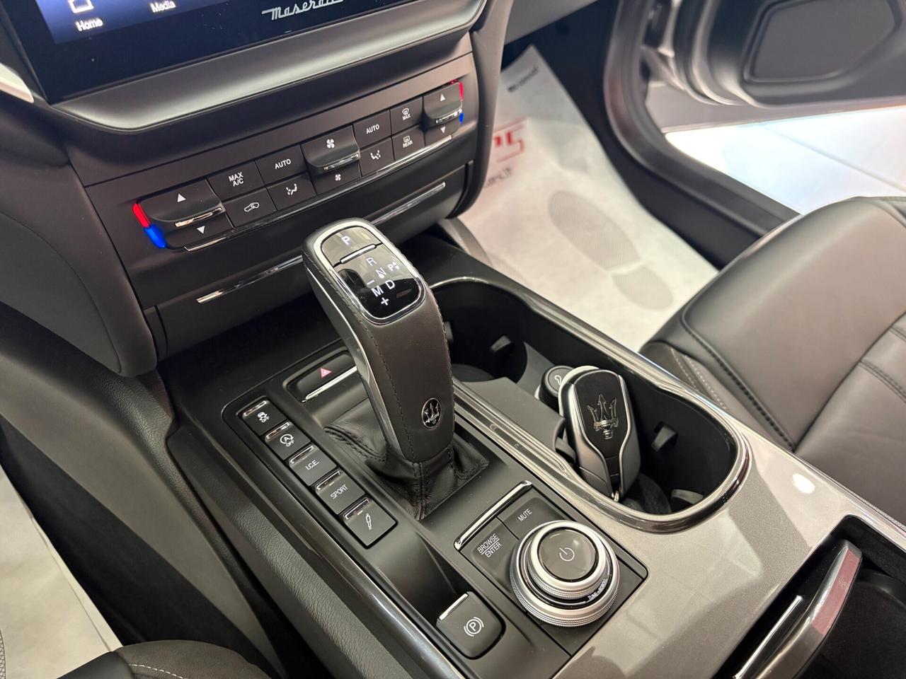 Maserati Ghibli 3.0 V6 Modena 350cv RWD auto ITALIANA