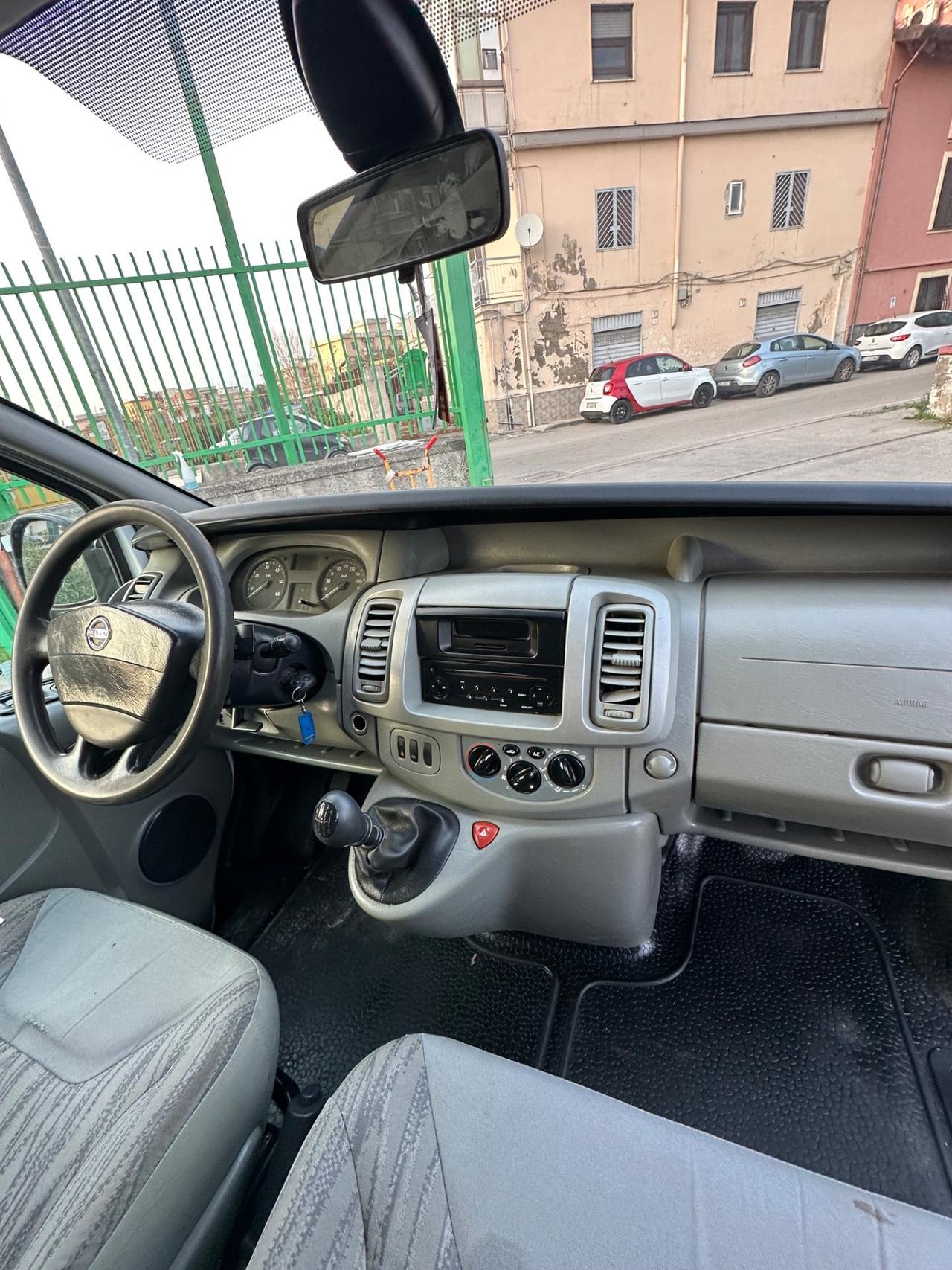 Nissan Primastar C29 2.5 dCi 150CV PC-TN Combi Smart