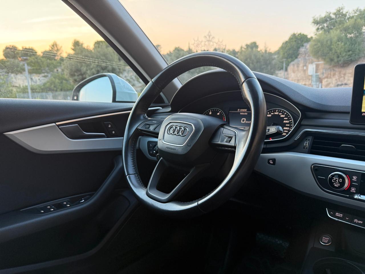 Audi A4 Avant/2.0 S TDI 150 CV/NAVI/LED/CERCHI 17"
