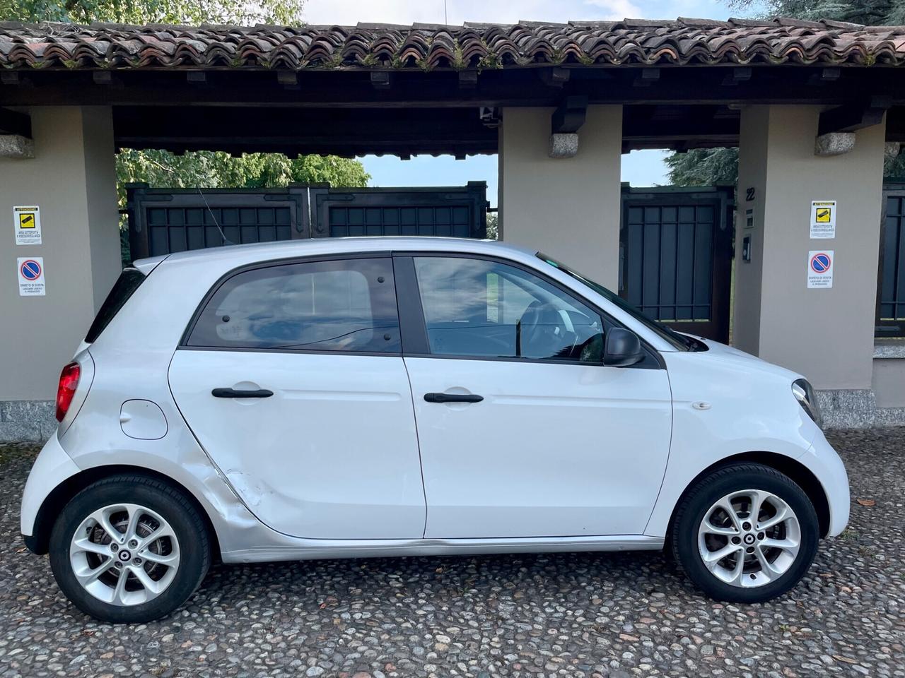 Smart ForFour 70 1.0 Prime *NEOPATENTATI*
