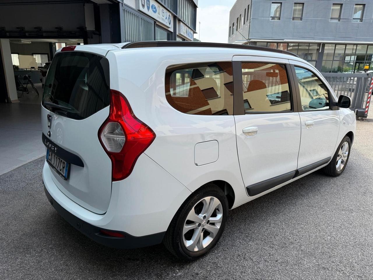 Dacia Lodgy 1.6 8V 85CV GPL 5 posti Lauréate
