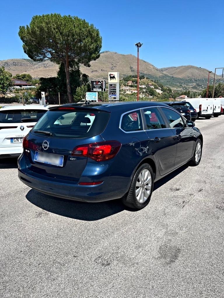 Opel Astra 1.7 CDTI 110CV 5 porte