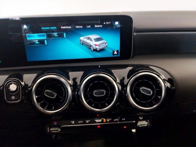 MERCEDES-BENZ A 180 d Automatic Sport