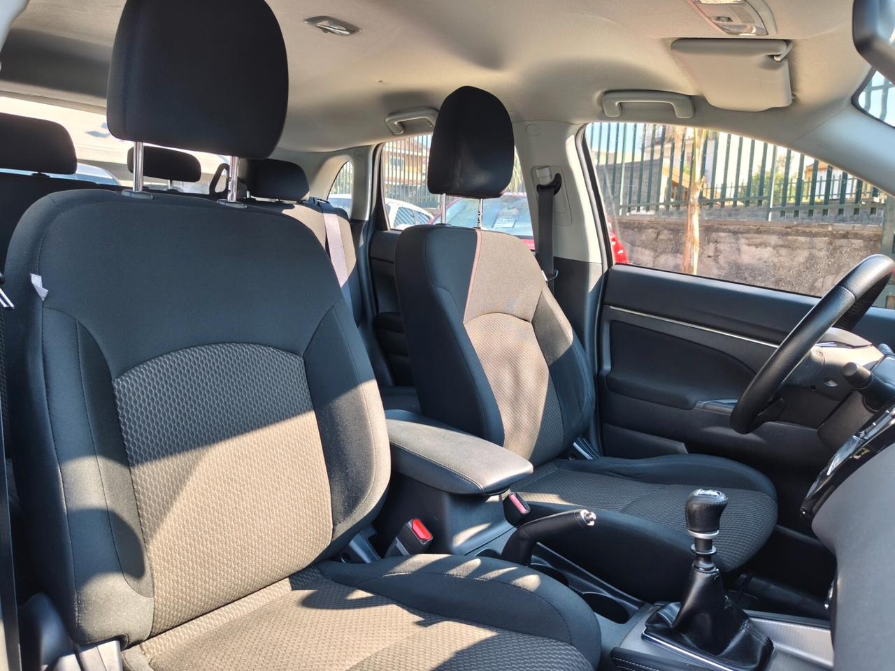 Mitsubishi ASX 1.6 DI-D 114 CV 2WD Instyle Navi