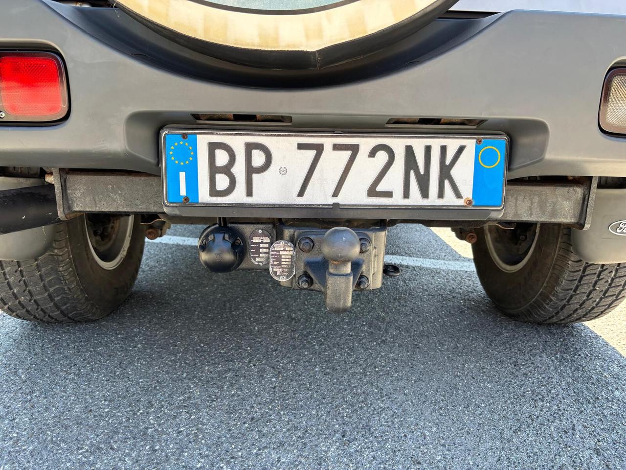 Nissan Terrano 2.4i alias Ford Maverick