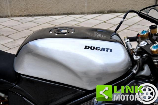 DUCATI 748 R Limited Edition Completamente in Carbonio