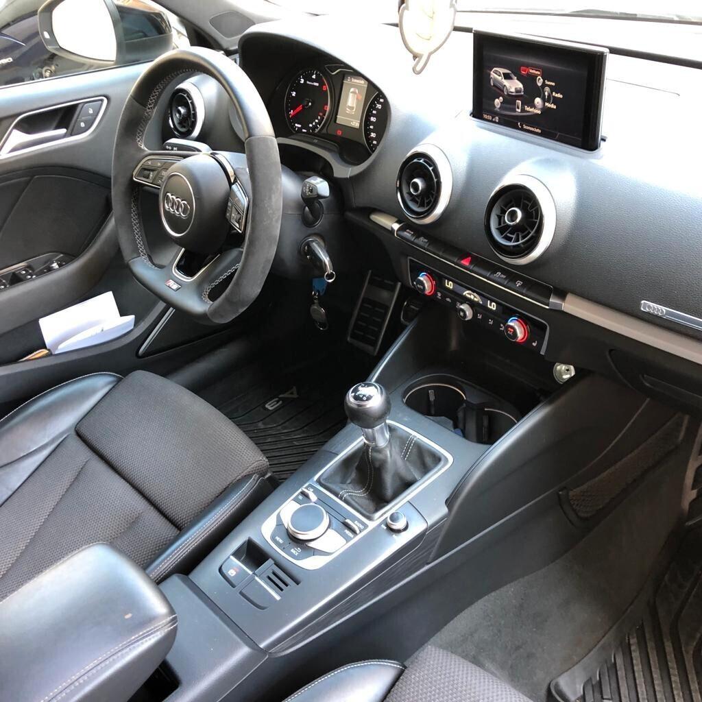 Audi A3 1.6 TDI 110cv S-Line