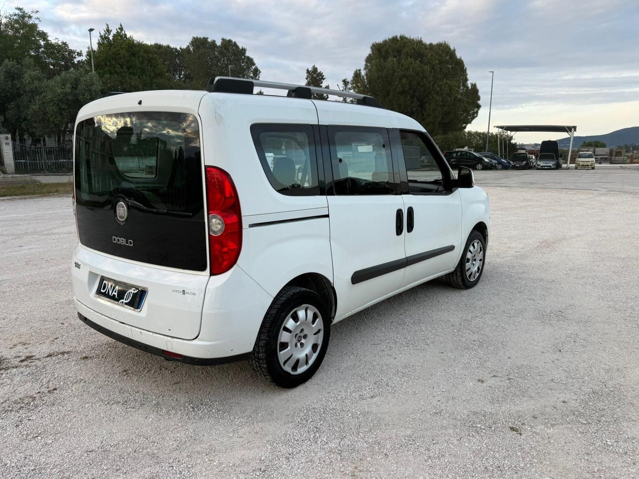 Fiat Doblò 5posti Natural Power UNIPRO Neopatentati
