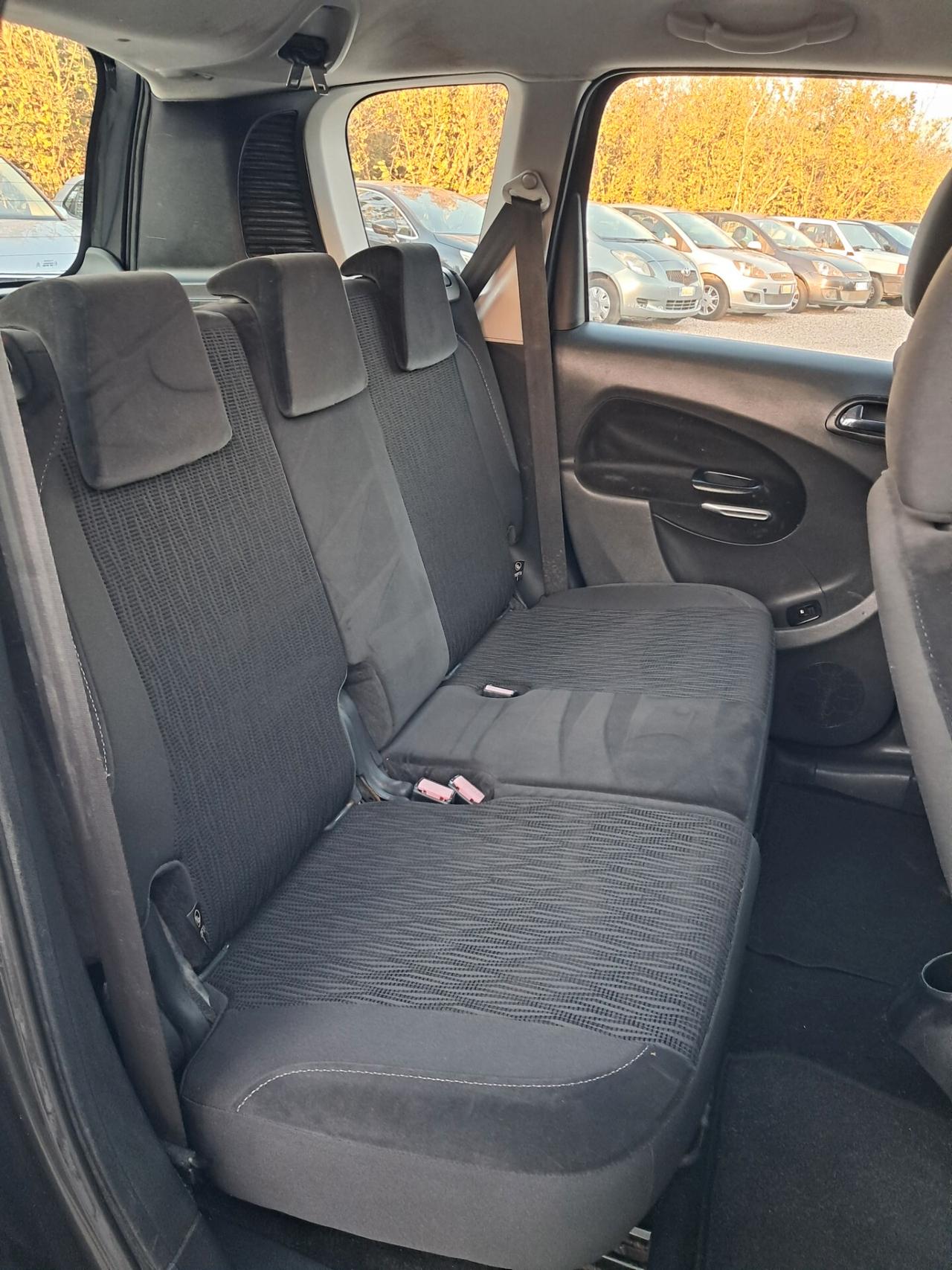 Citroen C3 Picasso 1.4 Exclusive