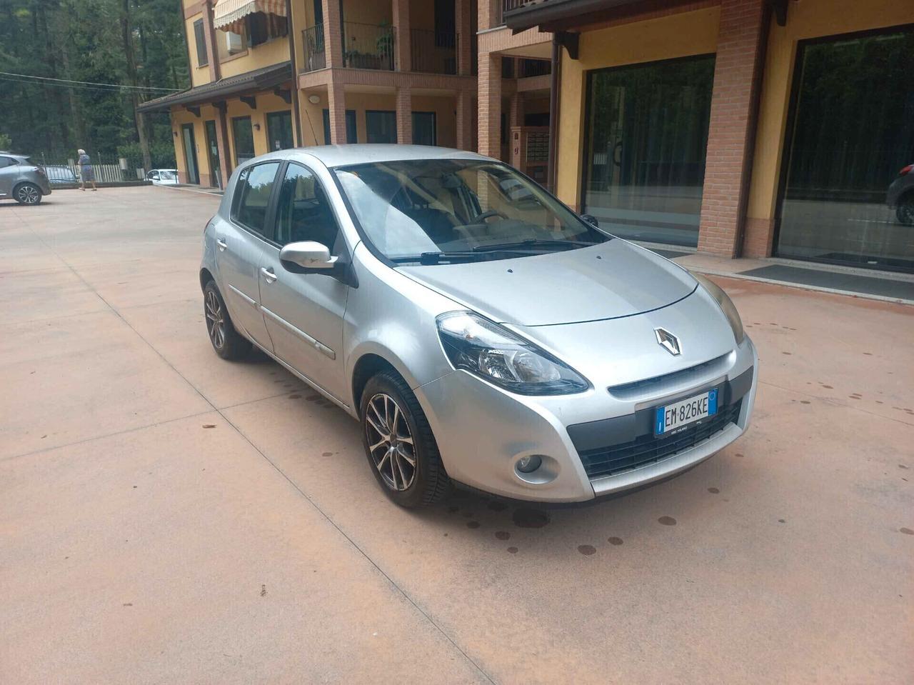 Renault Clio 1.2 16V 5 porte GPL Dynamique