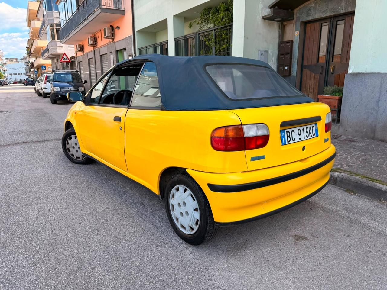 Fiat Punto 60 cat Cabrio 1.2 BENZINA CON 180MILA KM