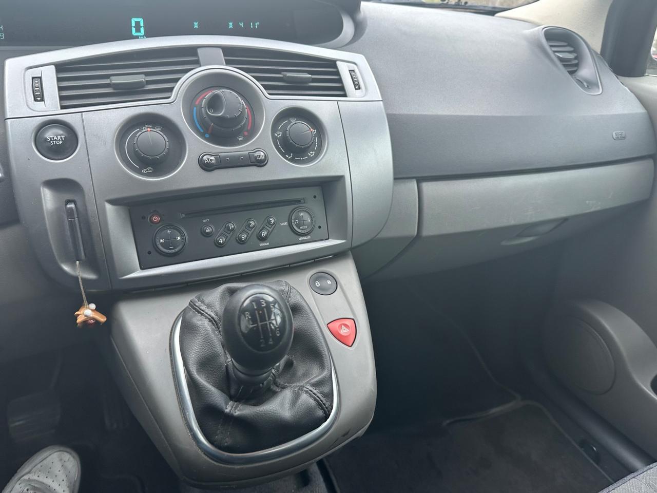 Renault Megane Mégane C-C 1.5 dCi/105CV Exception