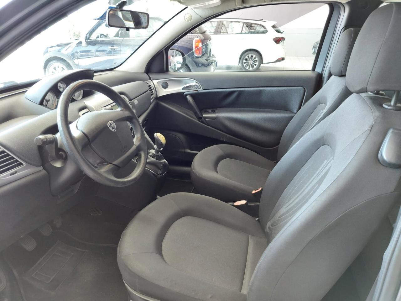 Lancia Ypsilon 1.2 69 CV Elle KM 112.700