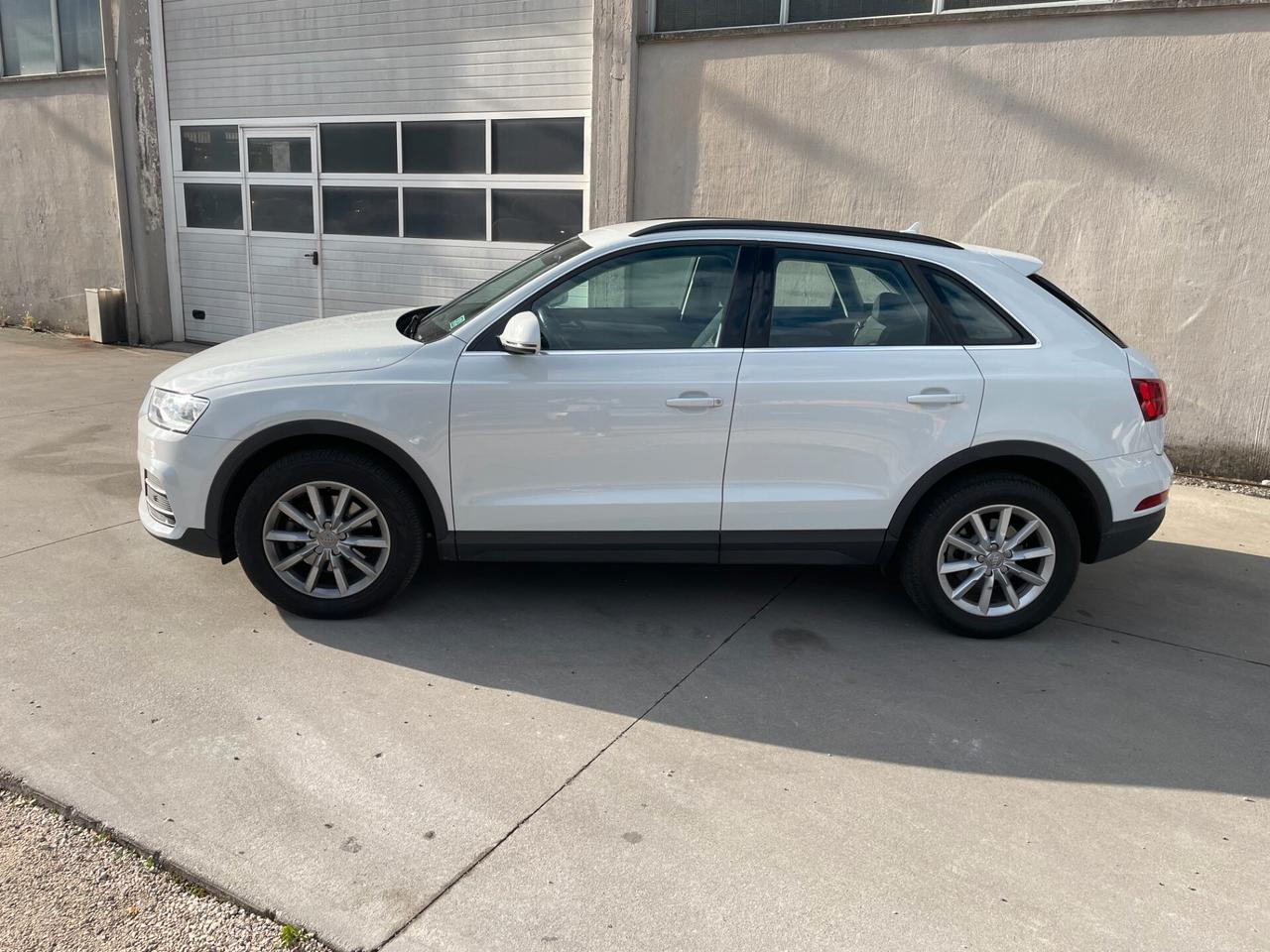 AUDI Q3 2.0 TDI 150 CV BUSINESS