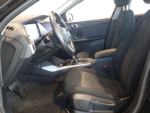 BMW 116 i 5p. Business Advantage Aut.