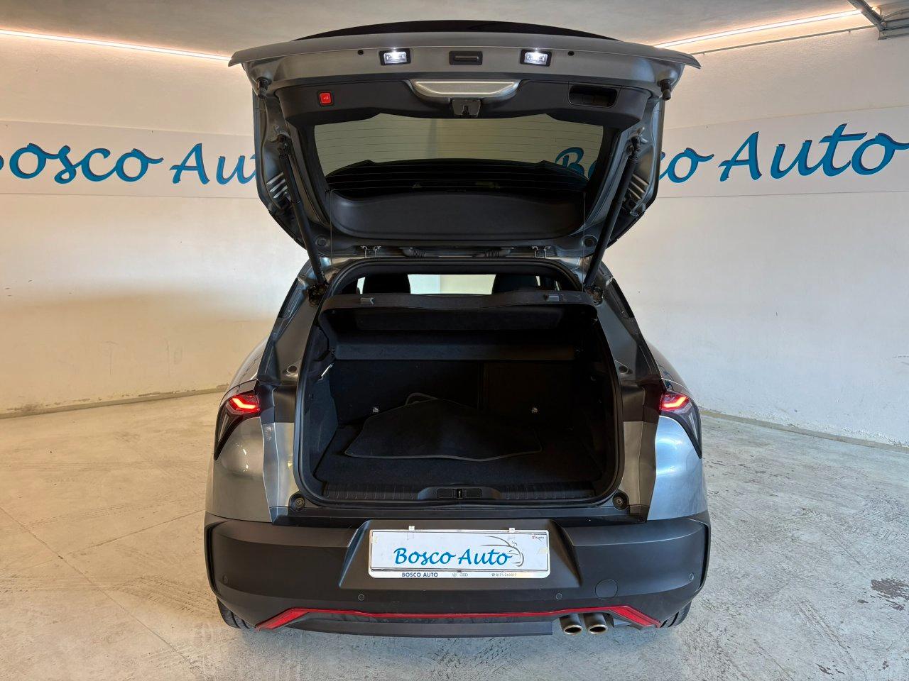 Alfa Romeo Junior 1.2 ibrida Speciale 145cv edct6