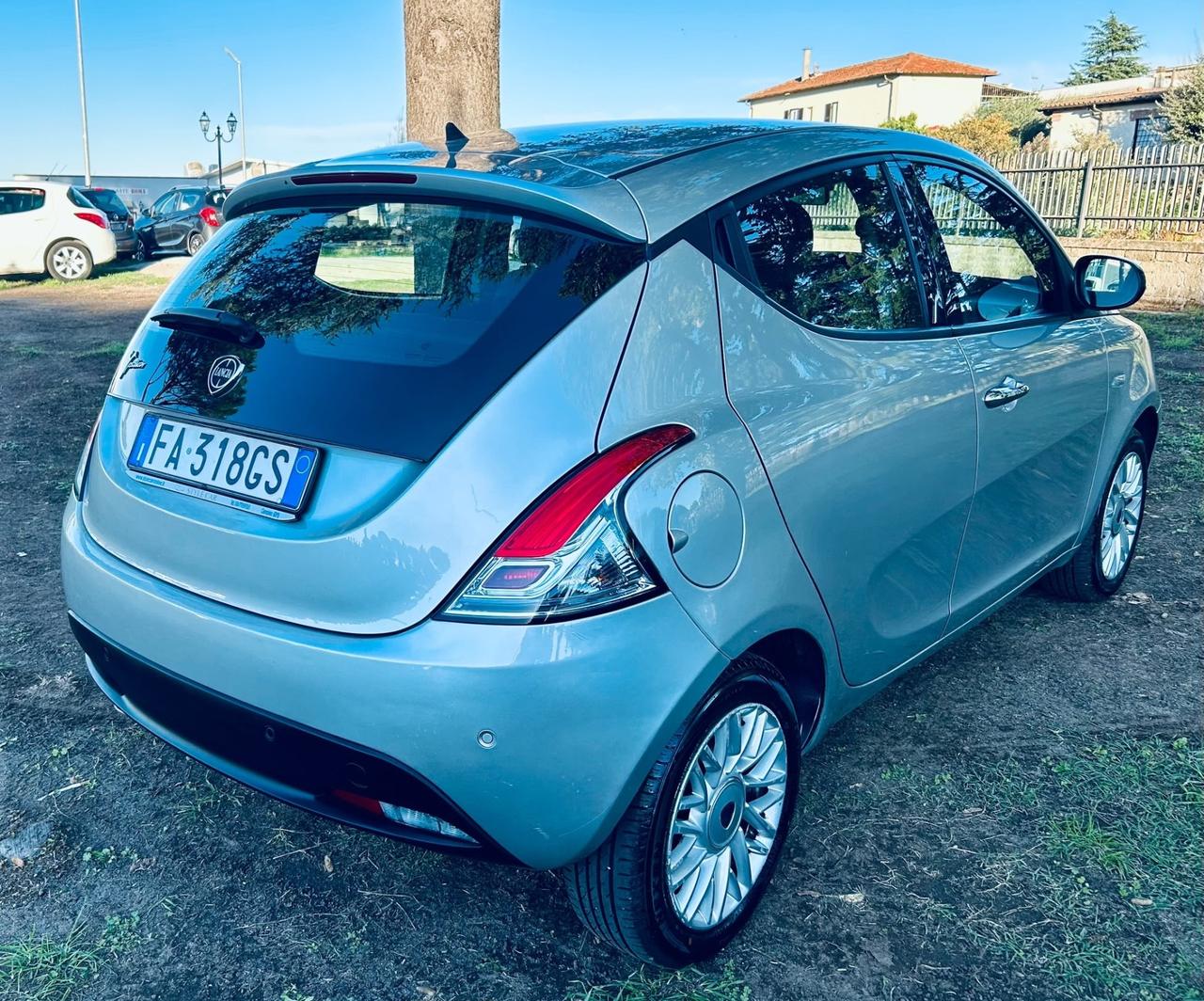 Lancia Ypsilon 1.2 5 porte Gold !!km70.000!!