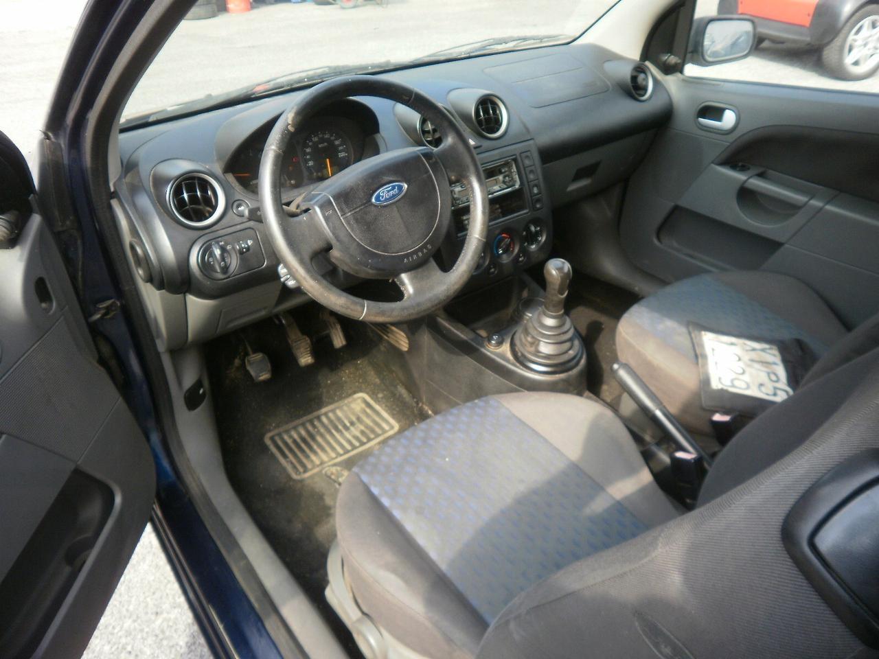 Ford Fiesta 1.4 16V 3p. Ghia