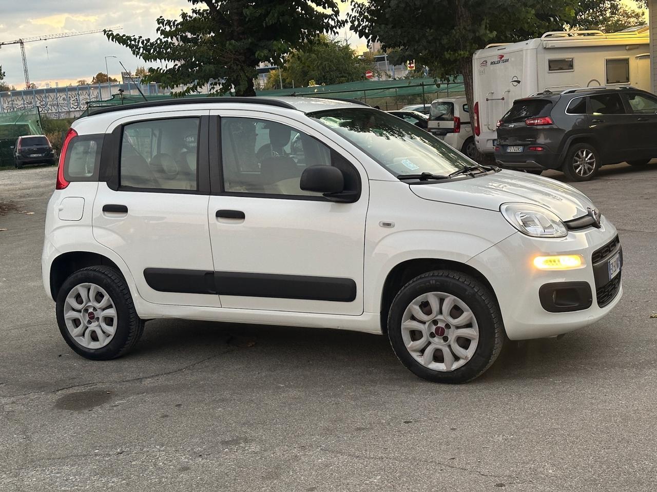 Fiat Panda 0.9 TwinAir Turbo Natural Power Lounge