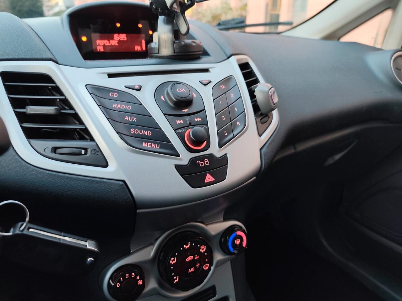 Ford Fiesta 1.2 Benz Titanium euro 5 60CV