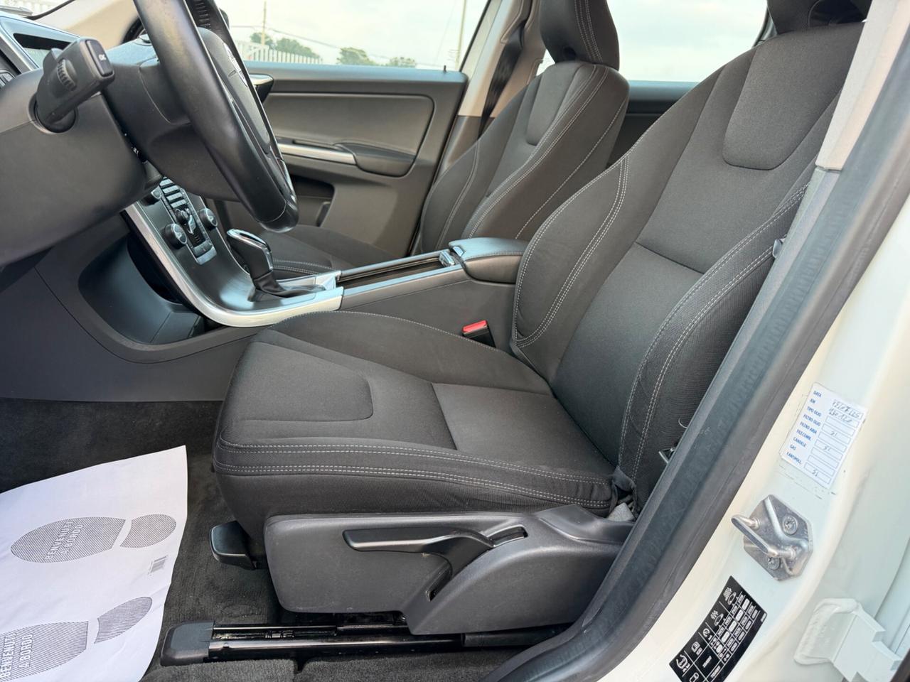 VOLVO XC60 2.0D D3 150CV GEARTRONIC FUL LED MY16