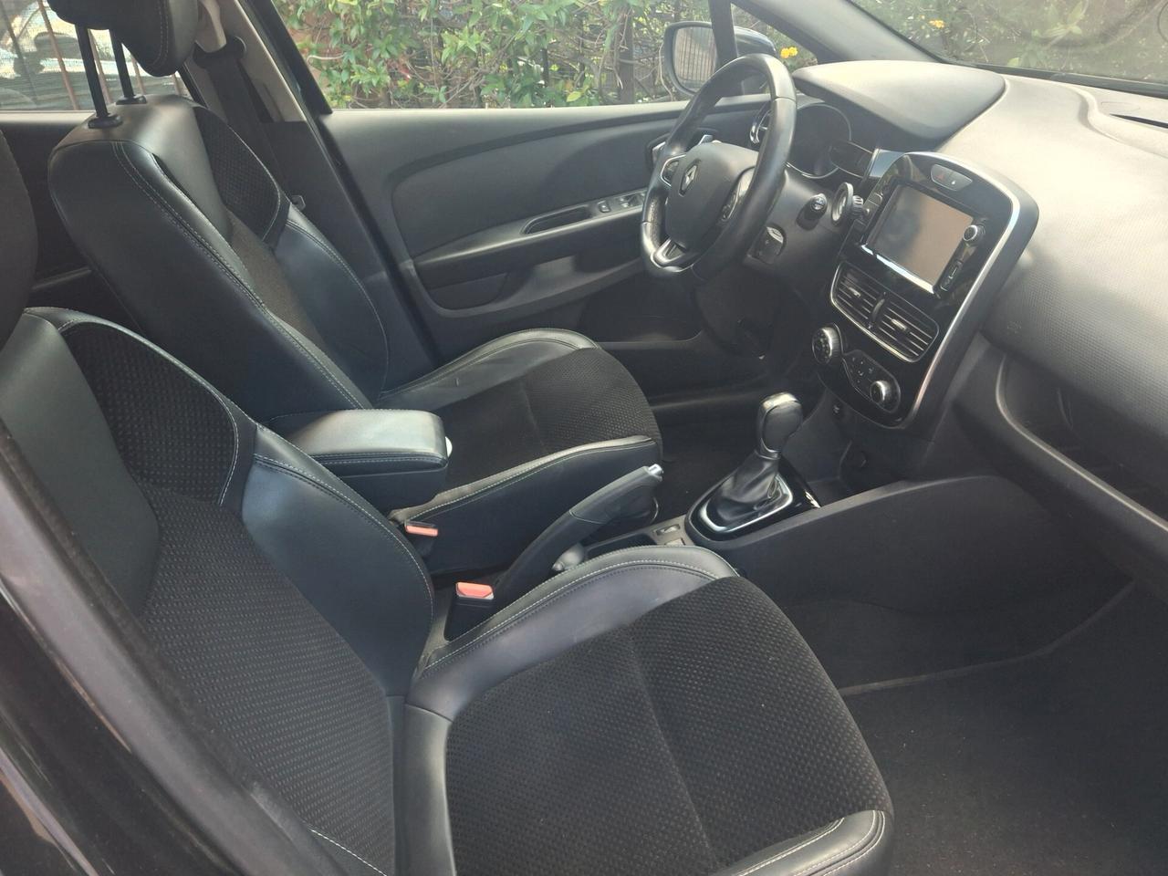 Renault Clio dCi 8V 90CV EDC Start&Stop 5 porte automatica modello full