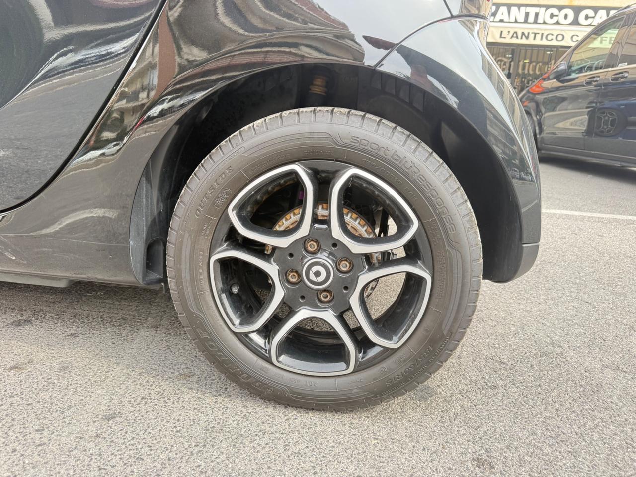 Smart ForTwo 70 1.0 twinamic cabrio Passion LED NAVI KAMERA CERCHI 16 PDC BLUETOOTH