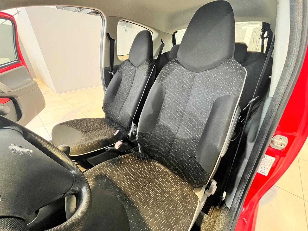 Peugeot 107 1.0 68CV 3p. Plaisir