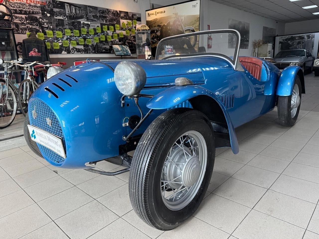 Ford V8 3.6 100 HP DEL 1937 SU BASE MODEL 18 REPLICA RESTAURATA FUNZIONANTE SUBITO DISPONIBILE