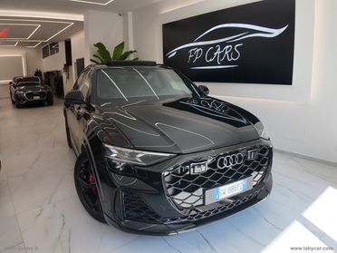 AUDI RS Q8 TFSI V8 quattro tiptr. Performance
