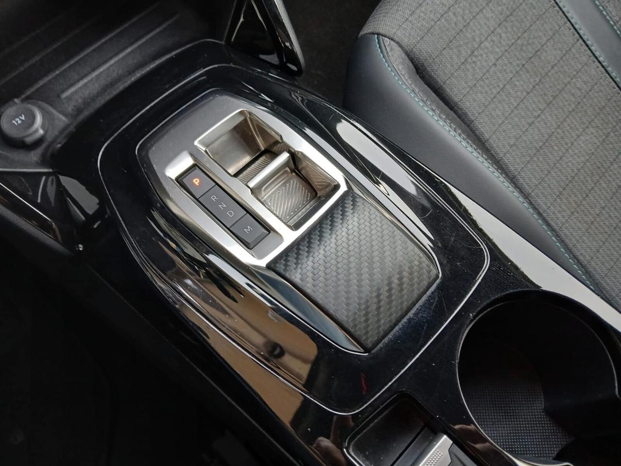 Peugeot 2008 BlueHDi 130 S&S EAT8 Active Pack