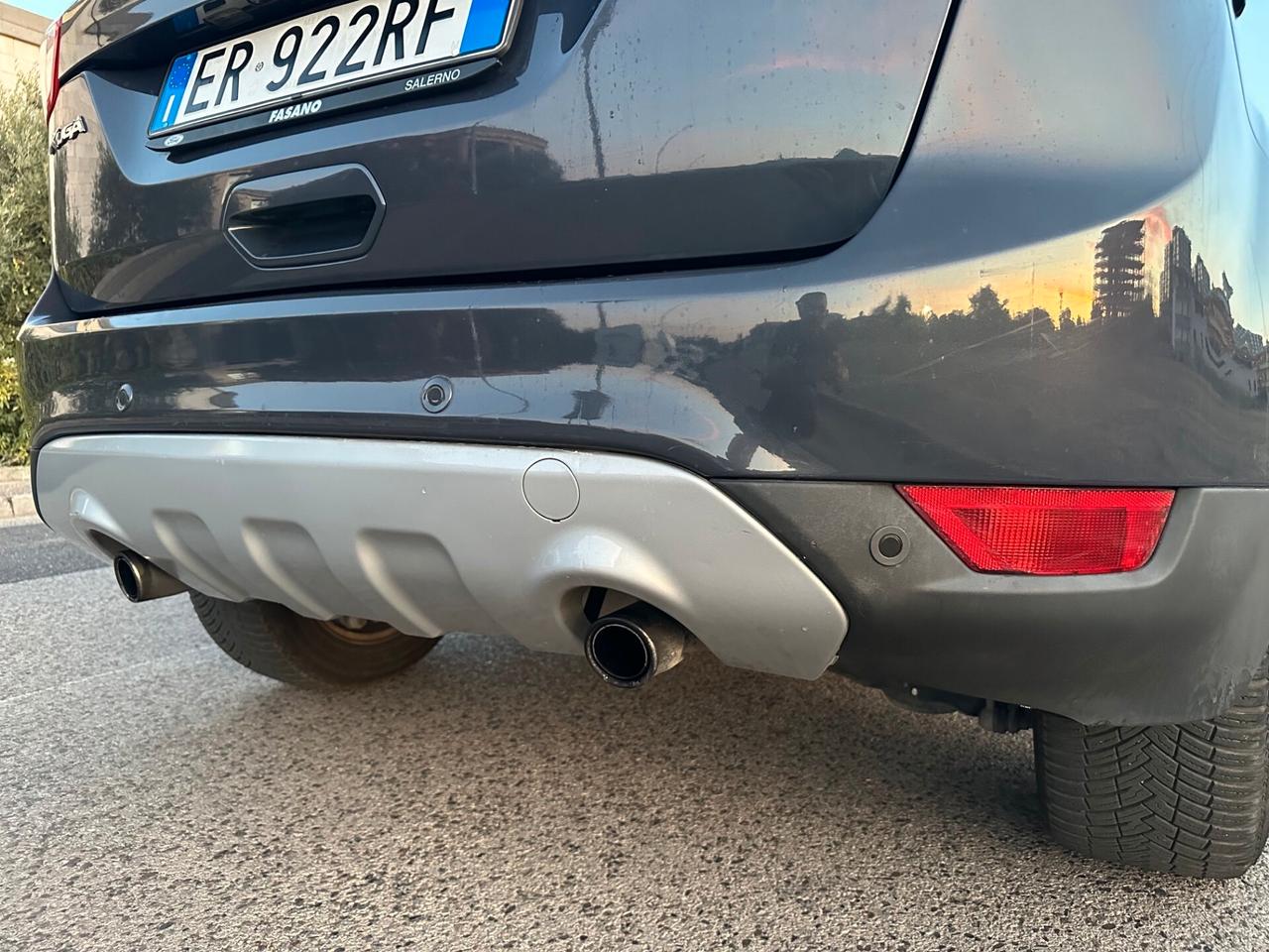 Ford Kuga 2.0 TDCi 163 CV 4WD Titanium