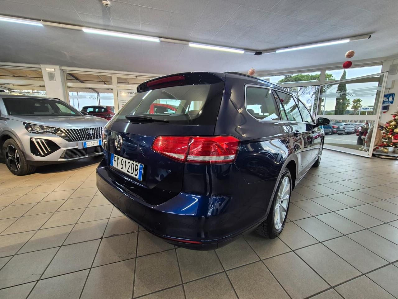 Volkswagen Passat Variant 1.6 TDI SCR DSG Business BMT