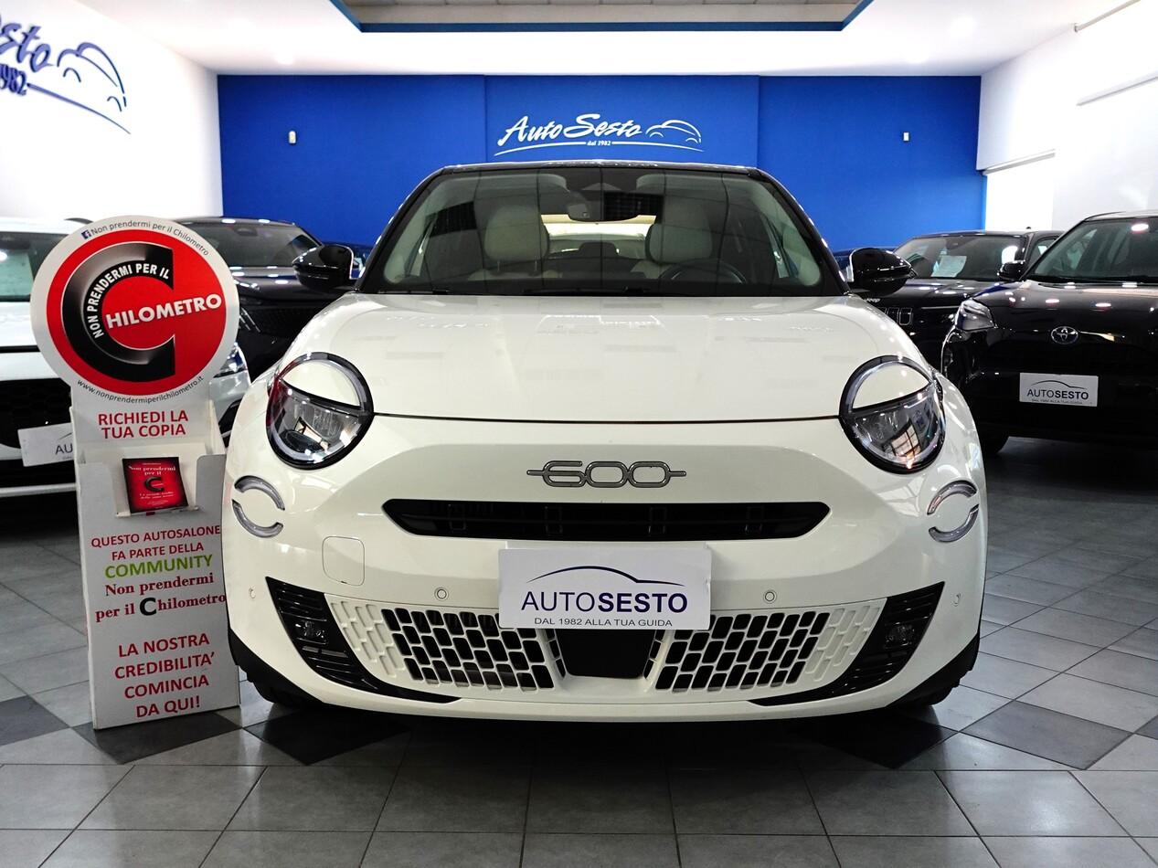 Fiat 600 1.2 HYBRID 145 CV LA PRIMA