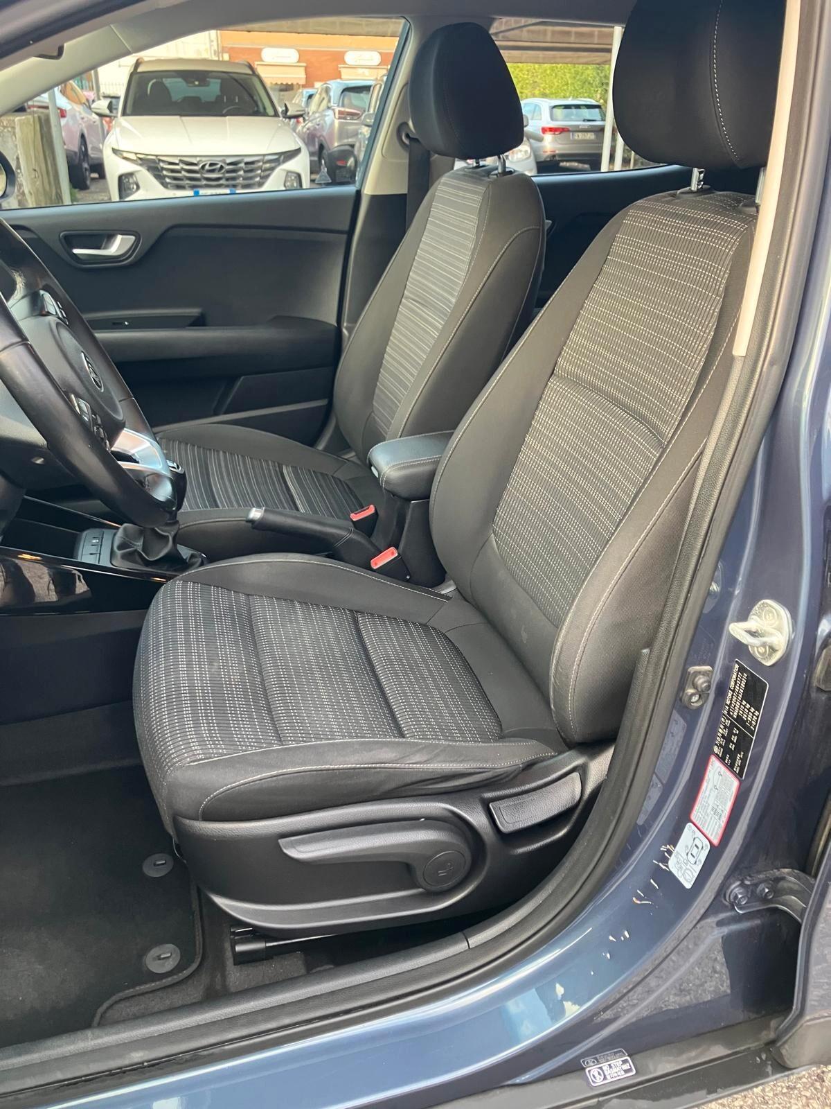 KIA STONIC 1.4 MPI 100cv Style