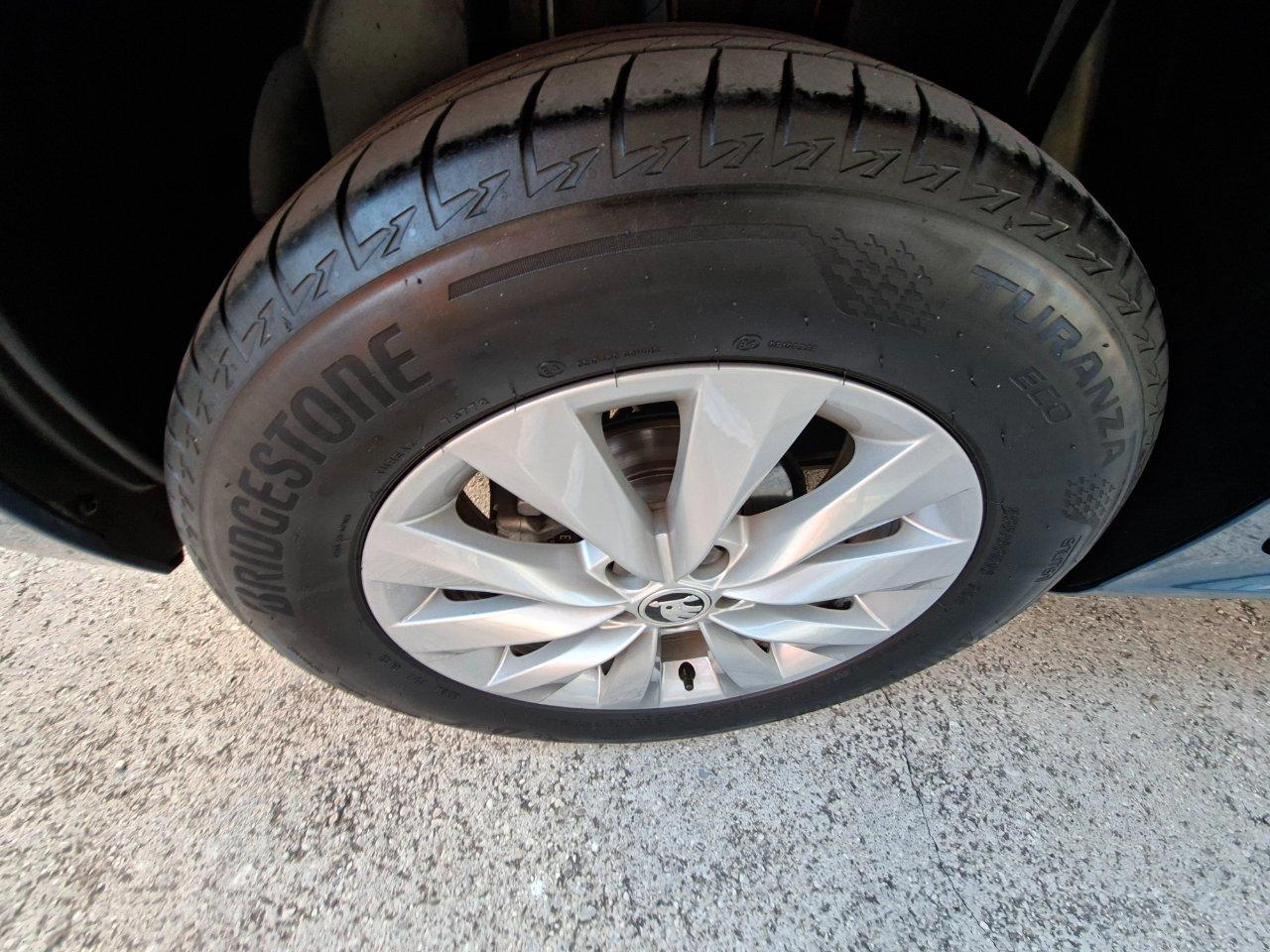 Skoda Kamiq 1.0 g-tec Ambition 90cv unico proprietario