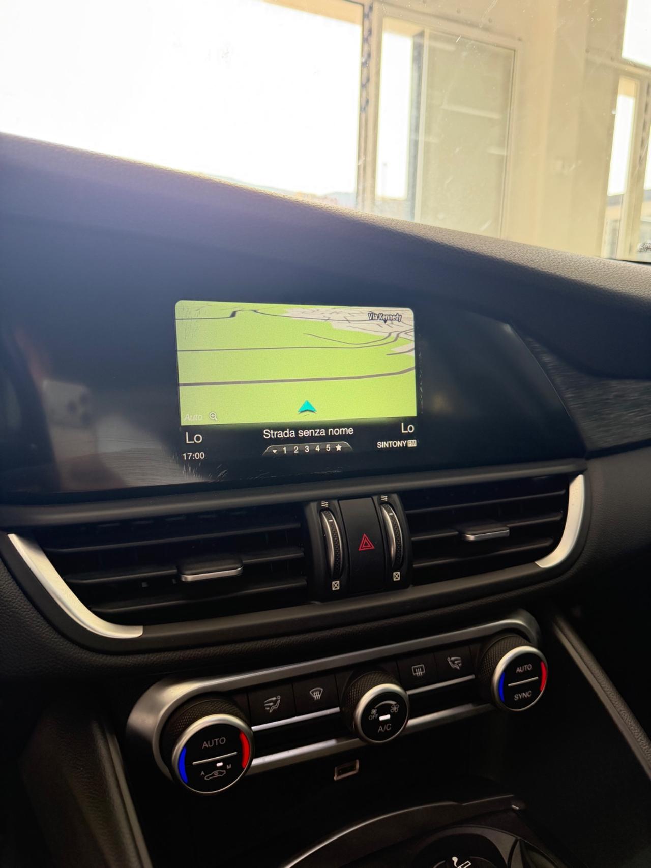 Alfa Romeo Giulia 2.2 160 cv AT8 Super FINANZIABILE