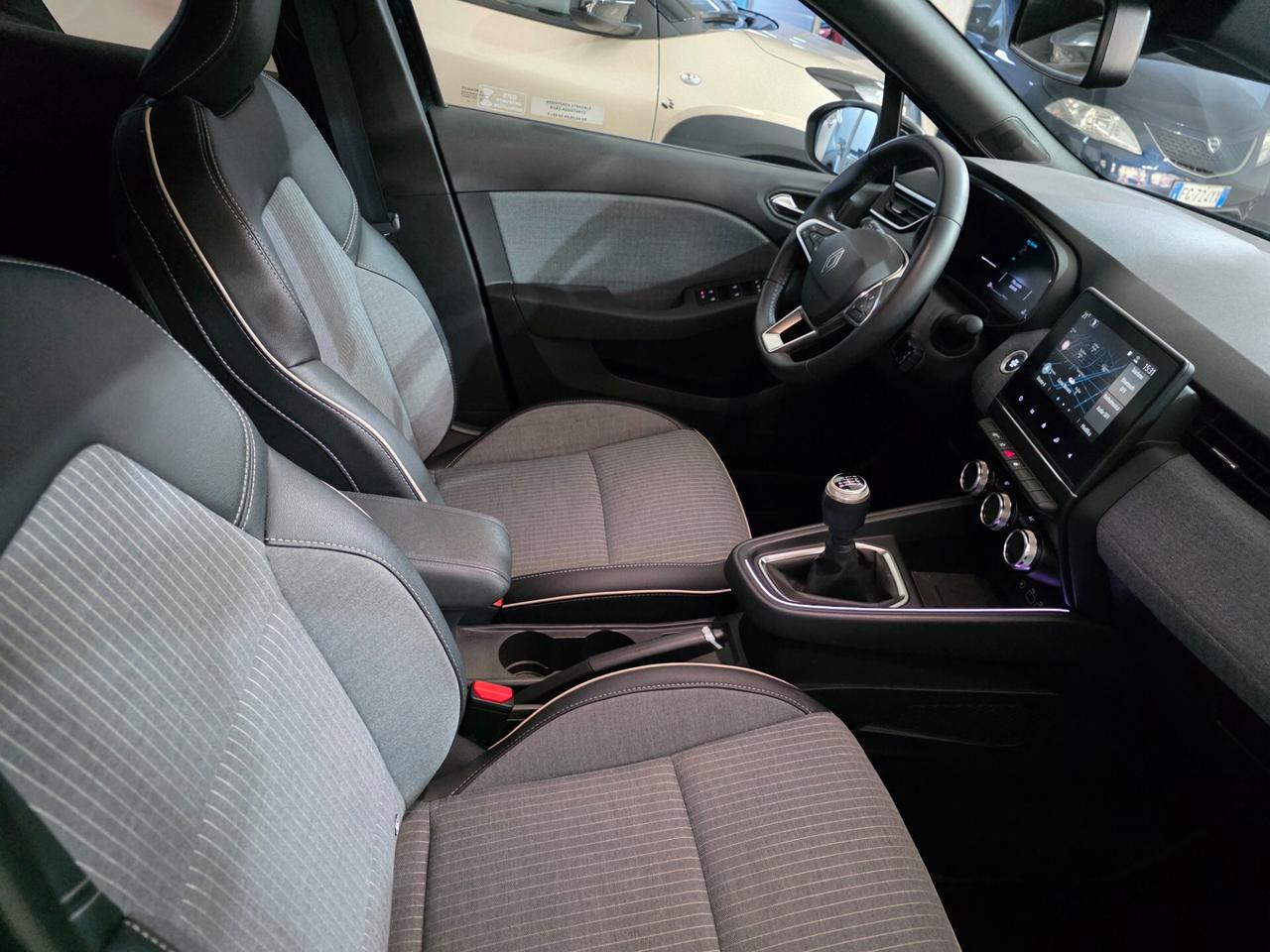 Renault Clio 1.0 Techno 90CV 2025