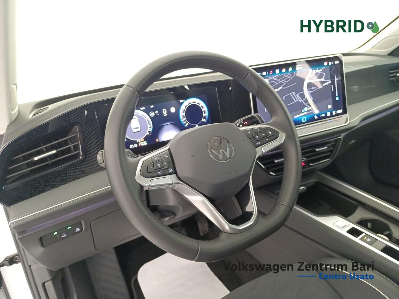 Volkswagen Passat 1.5 tsi ehybrid business 204cv dsg