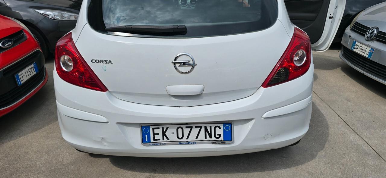 Opel Corsa 1.2 85CV 3 gas va. Sempre ok patentati