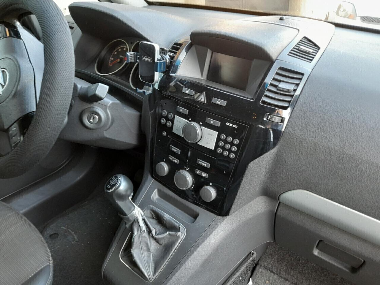 Opel Zafira 1.6 16V ecoM 94CV Cosmo