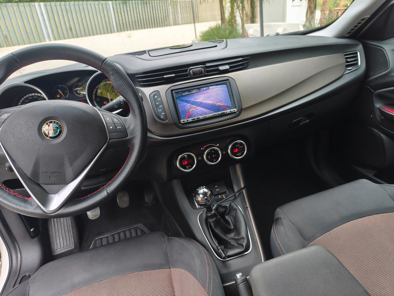 Alfa Romeo Giulietta 1.6 JTDm-2 105 CV Business